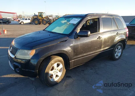 2008 Suzuki Grand Vitara Xsport z USA, uszkodzony, nr VIN JS3TE944084104283